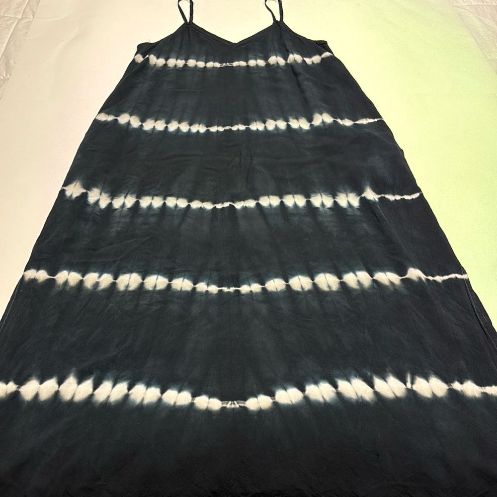 Women’s tie dyed black with white stripes beach maxi dress